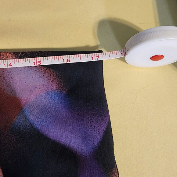 Fabletics Oasis PureLuxe‎ High-Waisted Twist 3'' Short Size 1X - Picture 4 of 4